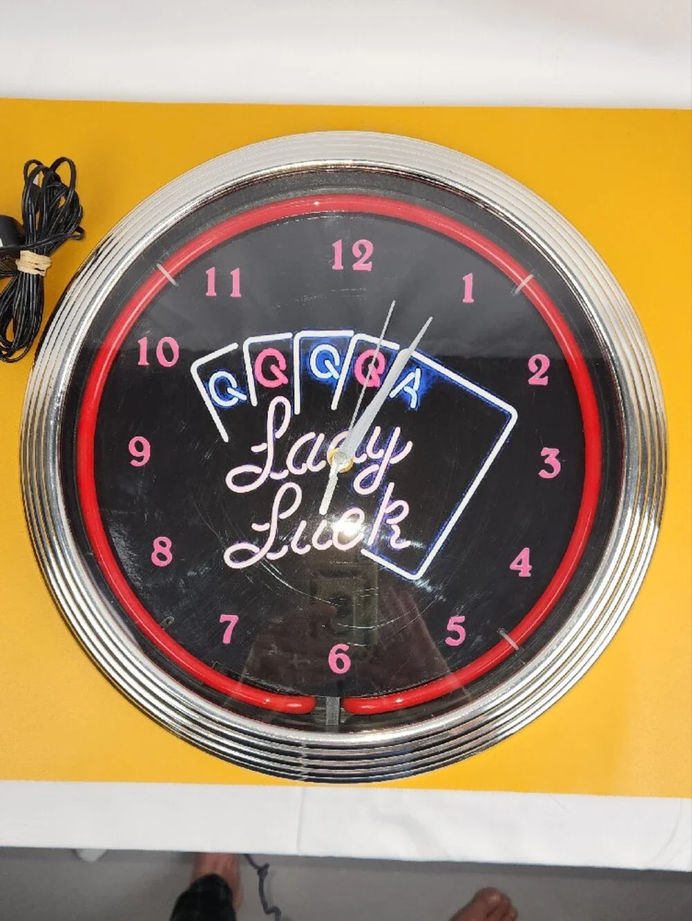 Lady Luck Poker Themed Wall Clock — Red & Black Retro Design